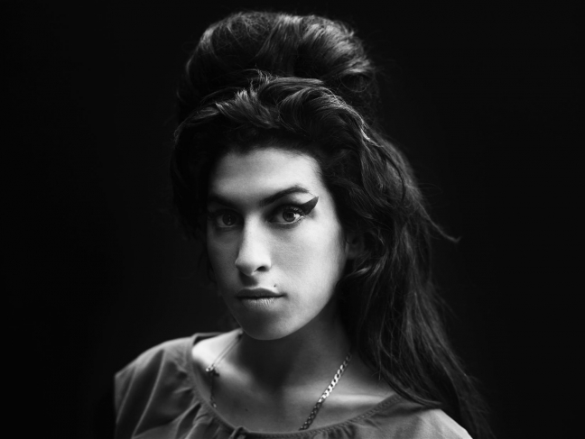 15-04/18/amy-winehouse-0099.jpg