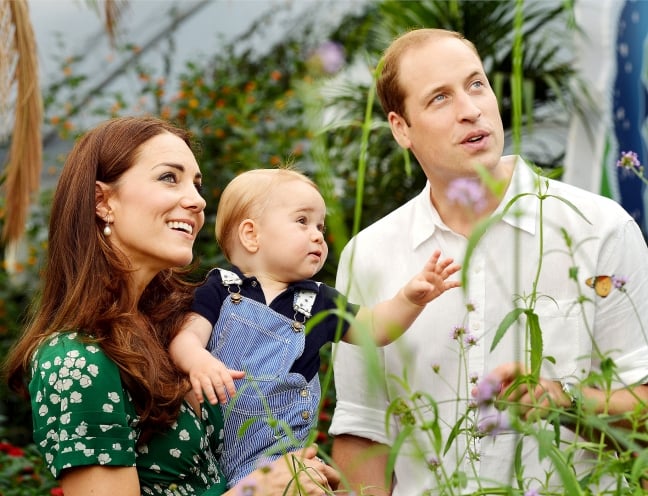 15-05/02/1405962237_kate-middleton-prince-william-george-zoom.jpg