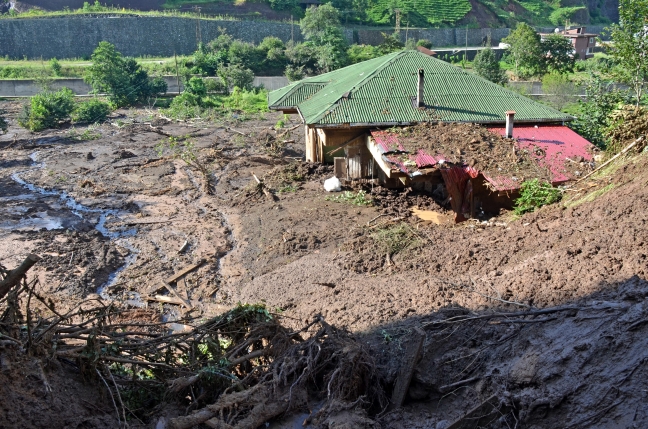 15-08/27/artvin4.jpg