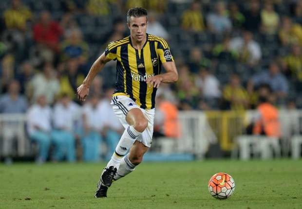 16-03/08/robin-van-persie-fenerbahce_1hgw5adnqppsm1pfnqimvig51h.jpg