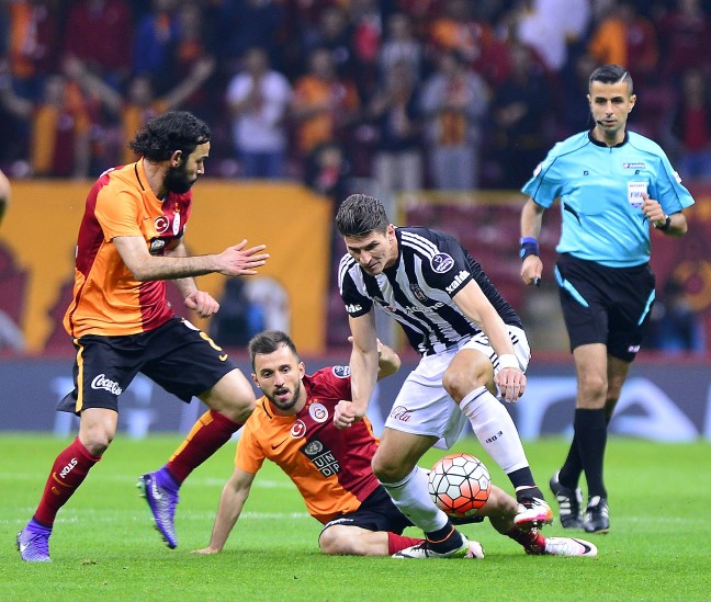 Galatasaray'ı 1-0 mağlup eden Beşiktaş son iki haftaya ...