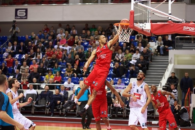 16-05/12/anthony-randolph-lokomotiv-kuban-krasnodar-ec14-photo-lokomotiv-fyodor-obmaikin.jpg