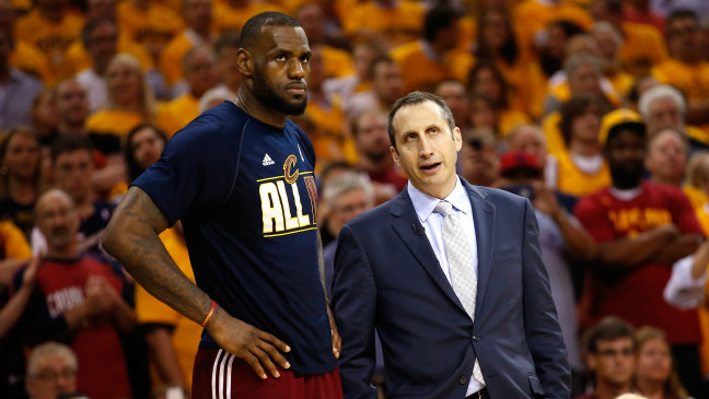 16-06/01/lebron-james-david-blatt-getty-ftr-012216_qssfu8aa5s41sfqt0urqz982.jpg