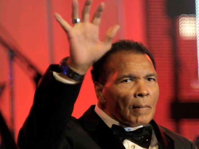 16-06/04/muhammad-ali-hasta.jpg