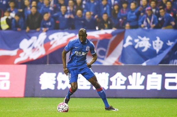 16-06/19/shanghai-shenhua-striker-demba-ba.jpg