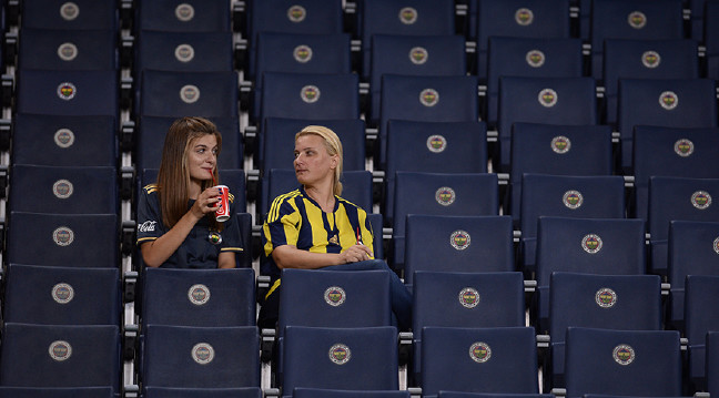 16-09/04/fenerbahce-bos-tribun-4-9.jpg