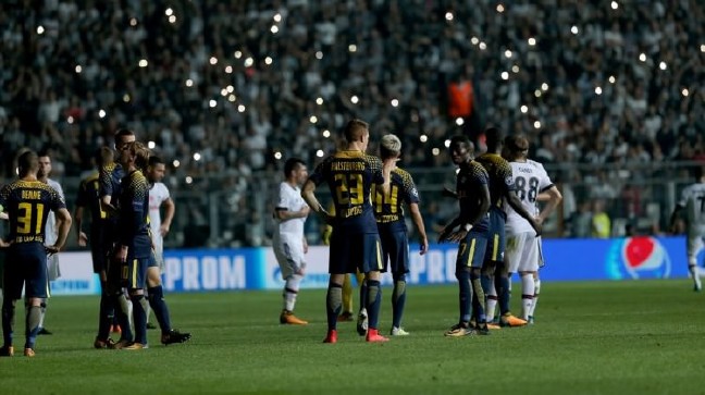 17-10/05/uefadan_cifte_standart_besiktasa_gelince_1507211455_5659.jpg