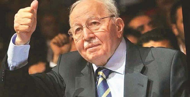 19-02/27/necmettin-erbakan-hayati.jpg