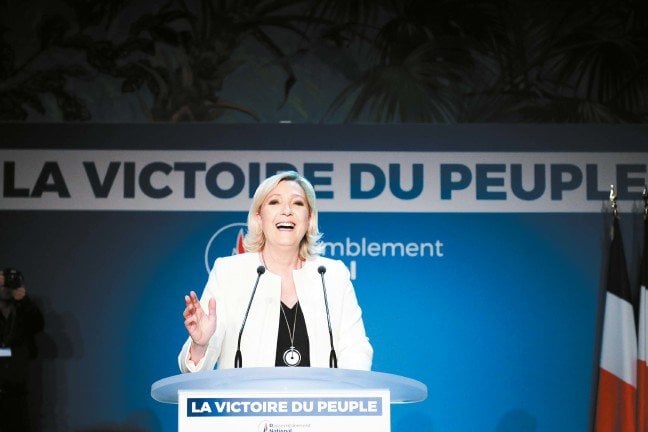 19-05/28/le-pen.jpg